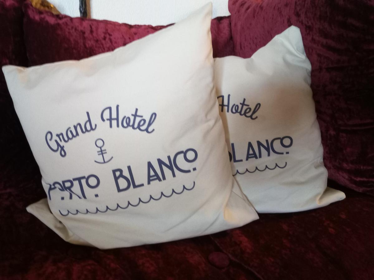 Grand Hotel De Port Blanc Penvénan Eksteriør billede